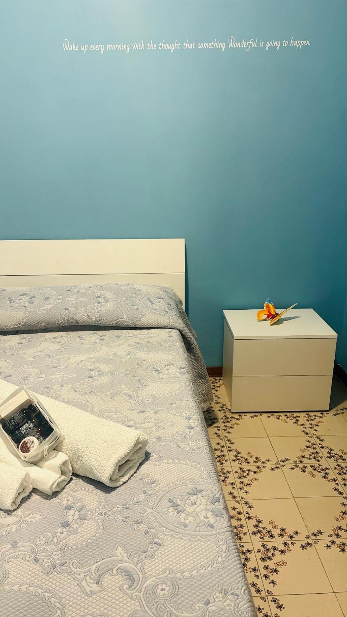 Appartamento Giardini Naxos Butterflies Home Schiso Екстериор снимка