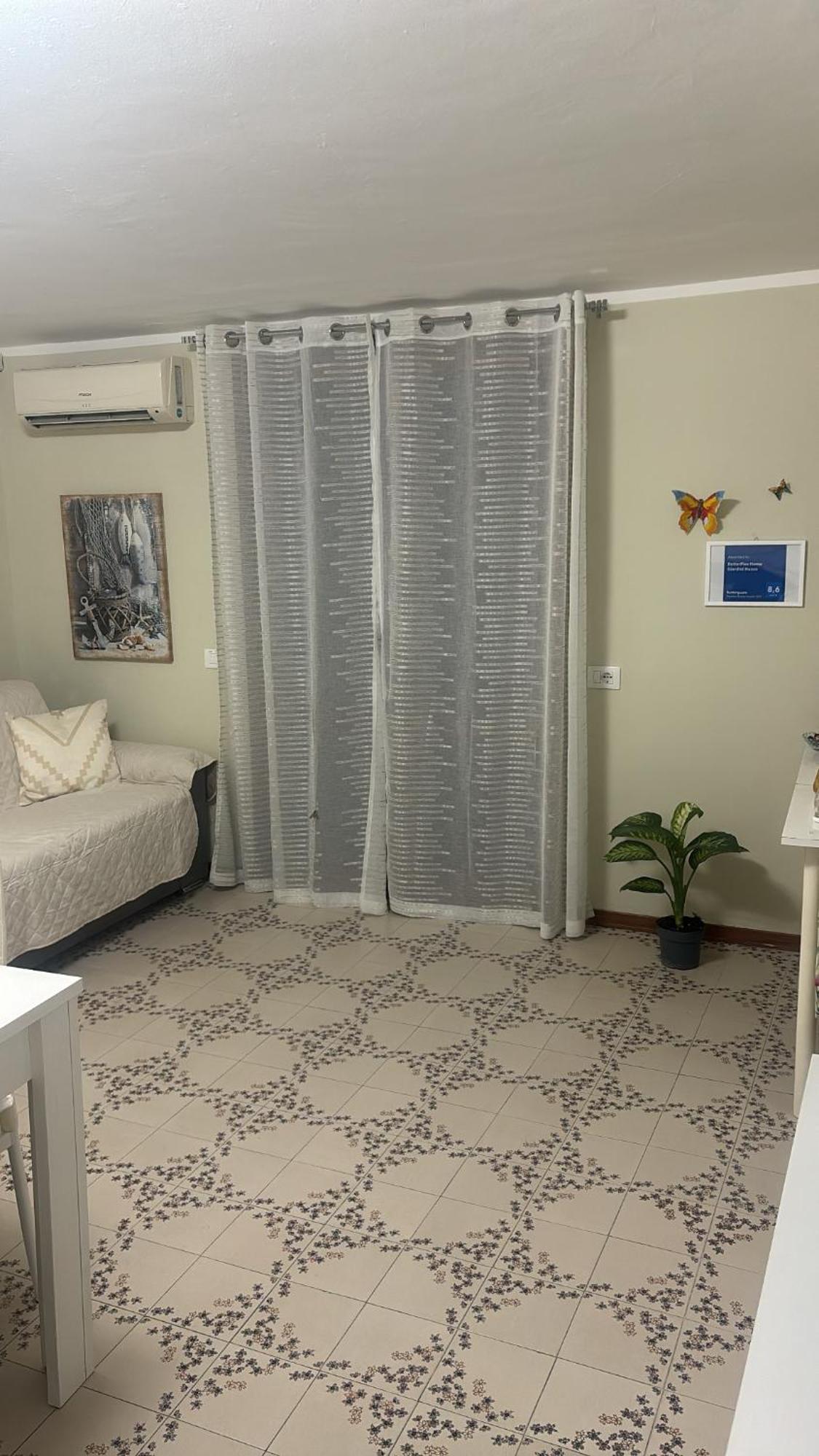 Appartamento Giardini Naxos Butterflies Home Schiso Екстериор снимка